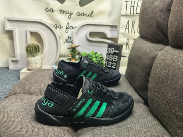 Adidas Sandales Casuales Noir Gris Ouvert au Doigt avec Lacets 21