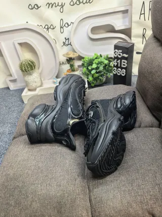Adidas Black Sculpted Sole Mesh And Synthetic Overlay Upper Chunky Sneakers 6