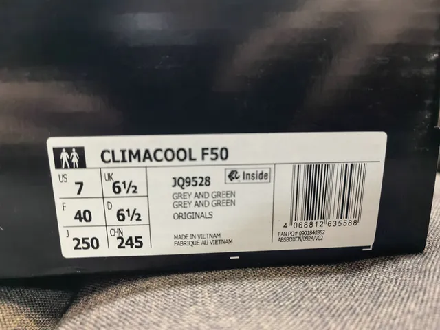 Adidas Black Silver Mesh And Synthetic Overlay Upper Three Stripes Lifestyle Sneakers 22