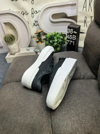 Adidas Black White Chunky Platform Sole Textured Upper Lifestyle Sneakers 6
