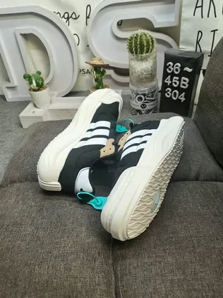 Adidas Black White Chunky Sculpted Midsole Three-Stripe Side Panel Lifestyle Sneakers 6