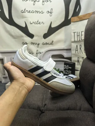 Adidas Black White Laceless Velcro Strap Three-Stripe Side Panel Lifestyle Sneakers 5