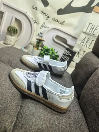 Adidas Black White Laceless Velcro Strap Three-Stripe Side Panel Lifestyle Sneakers 7