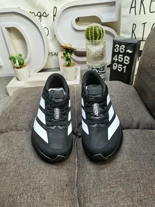 Adidas Black White Low-Top Engineered Mesh Upper Running Shoes 10