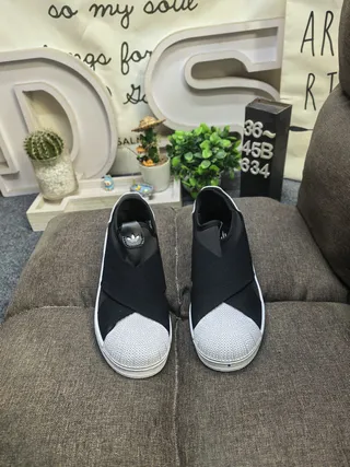 Adidas Black White Slip-On Elastic Strap Lifestyle Sneakers 10