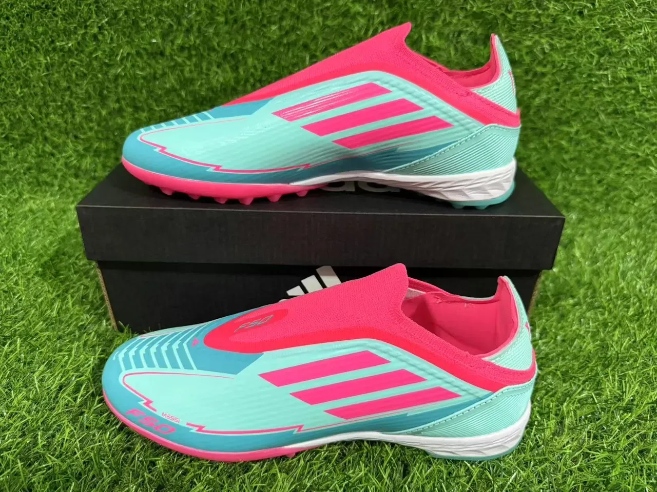 Adidas Bleu Rose Sock-Fit Collar Molded Rubber Studs Turf Chaussures de Football 14