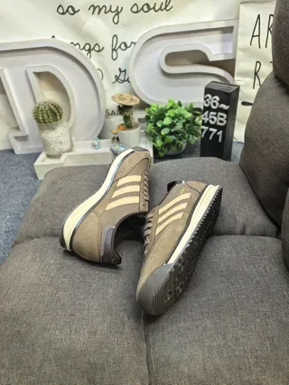 Adidas Brown Beige Vintage Runner Silhouette Suede And Leather Upper Lifestyle Sneakers 6