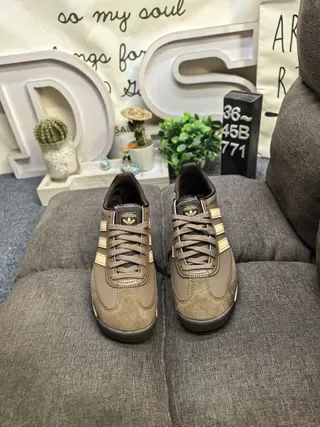 Adidas Brown Beige Vintage Runner Silhouette Suede And Leather Upper Lifestyle Sneakers 10
