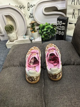 Adidas Brown Pink Polka-Dot Upper Lining And Laces Lifestyle Sneakers 8