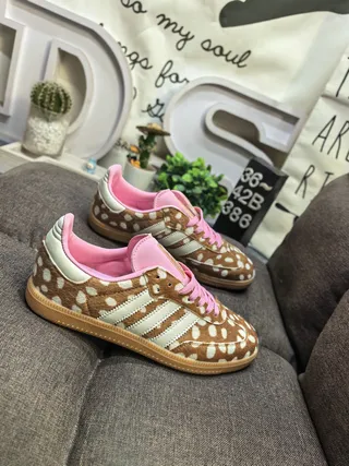 Adidas Brown Pink Polka-Dot Upper Lining And Laces Lifestyle Sneakers 9