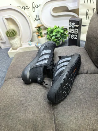 Adidas Climacool Black and Silver Mesh Lifestyle Sneakers 6