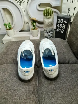 Adidas Gazelle Sneakers Lifestyle em Cinza Claro e Bege 8
