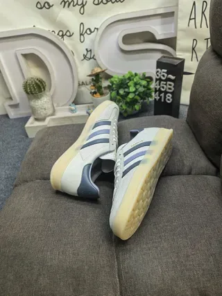 Adidas Gazelle Off-White and Navy Lifestyle Sneakers 6