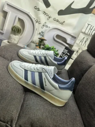 Adidas Gazelle Off-White and Navy Lifestyle Sneakers 7