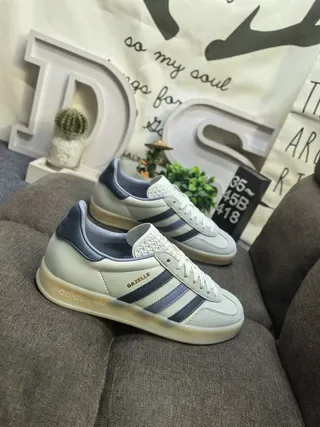 Adidas Gazelle Off-White and Navy Lifestyle Sneakers 9