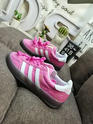 Adidas Gazelle Red and White Lifestyle Sneakers 7