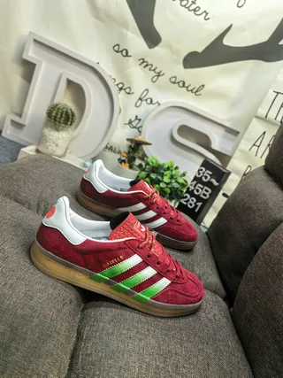 Adidas Gazelle Red Suede Green Stripe Lifestyle Sneakers 9