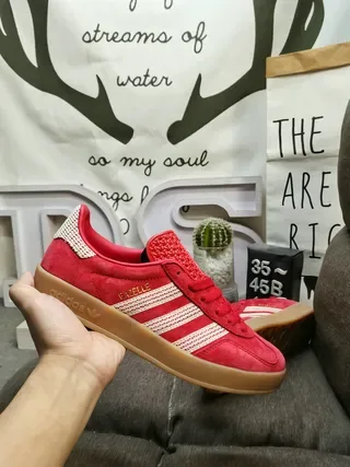 Adidas Gazelle Sneakers Lifestyle en Daim Rouge 5