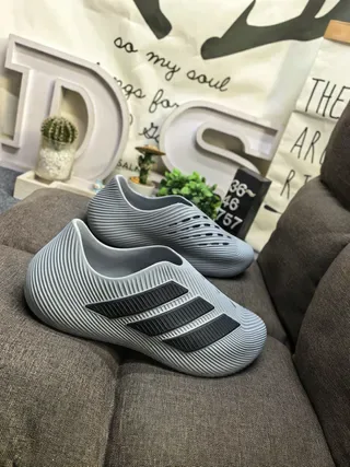 Adidas Gray Black Ribbed Monolithic Upper Laceless Slip-On Lifestyle Sneakers 9