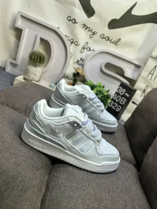 Adidas Gray White Low-Top Iridescent Overlay Lifestyle Sneakers 9