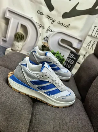 Adidas Gray White Low-Top Three-Stripe Side Panel Lifestyle Sneakers 9