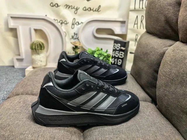 Adidas Gray White Low-Top Three-Stripe Side Panel Lifestyle Sneakers 21