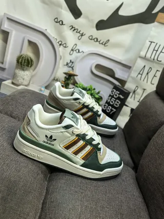Adidas Green Beige Low-Top Panelled Upper Lifestyle Sneakers 9