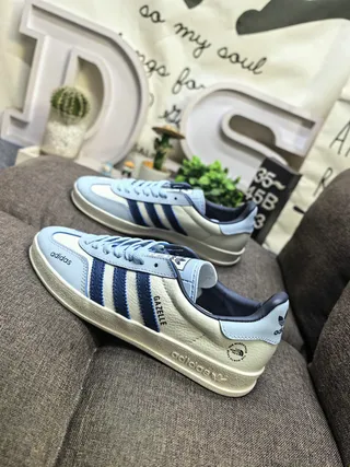 Adidas Green Gray Low-Top Suede-Leather Mix Lifestyle Sneakers 17