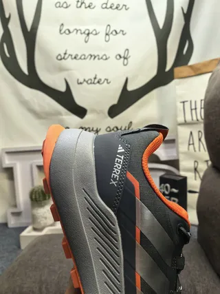Adidas Green Gray Low-Top Trail-Inspired Mesh And Synthetic Overlay Construction Lifestyle Sneakers 23