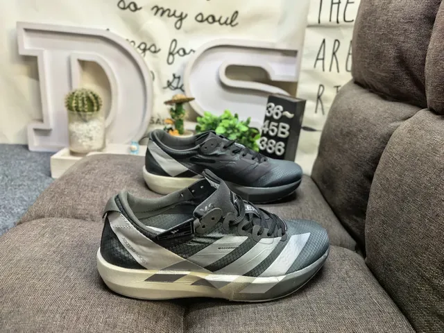 Adidas Green Low-Top Engineered Mesh Upper Lifestyle Sneakers 21