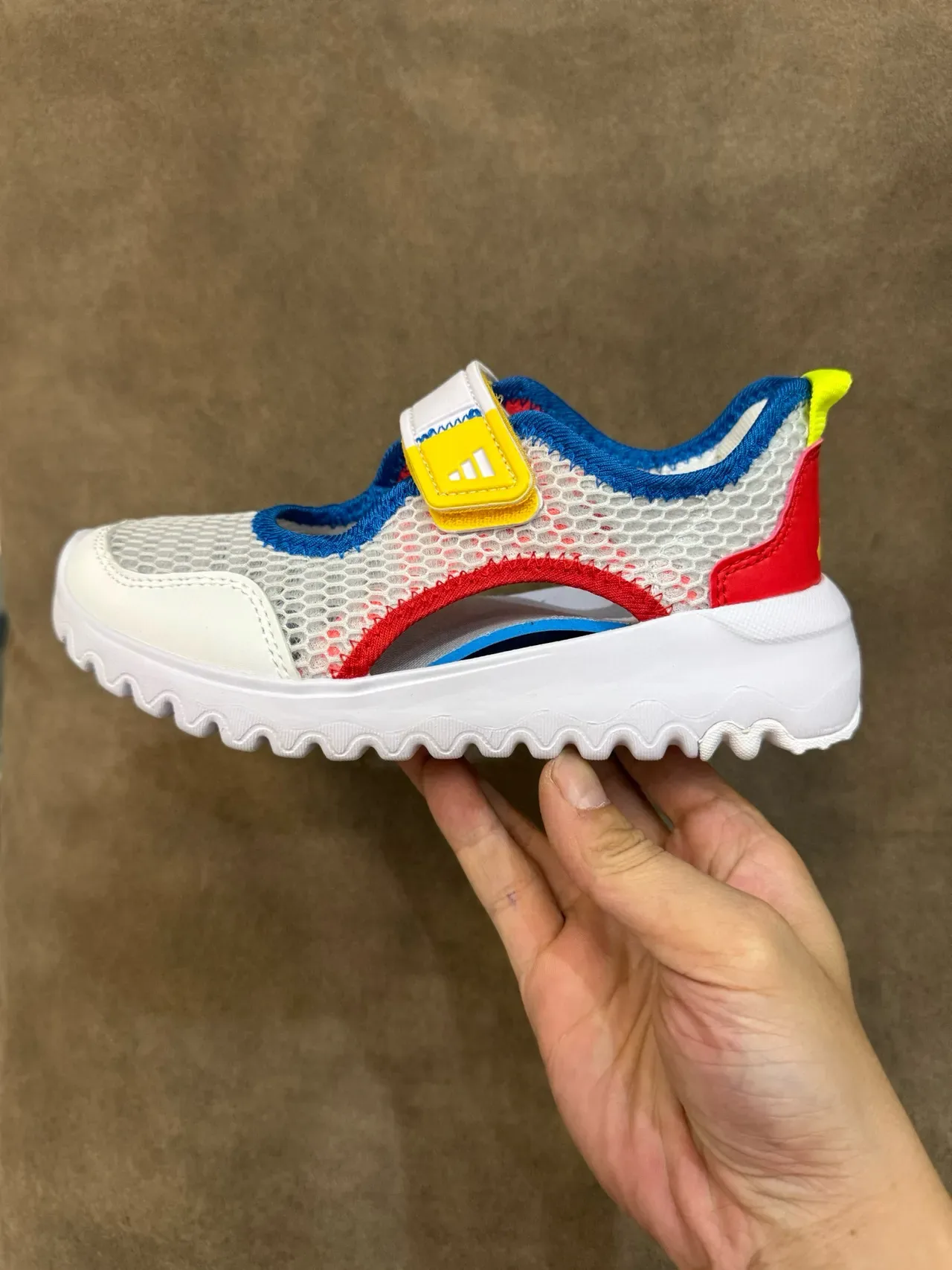 Adidas Kids Mesh Open-Toe Velcro Strap Lifestyle Sneakers 10
