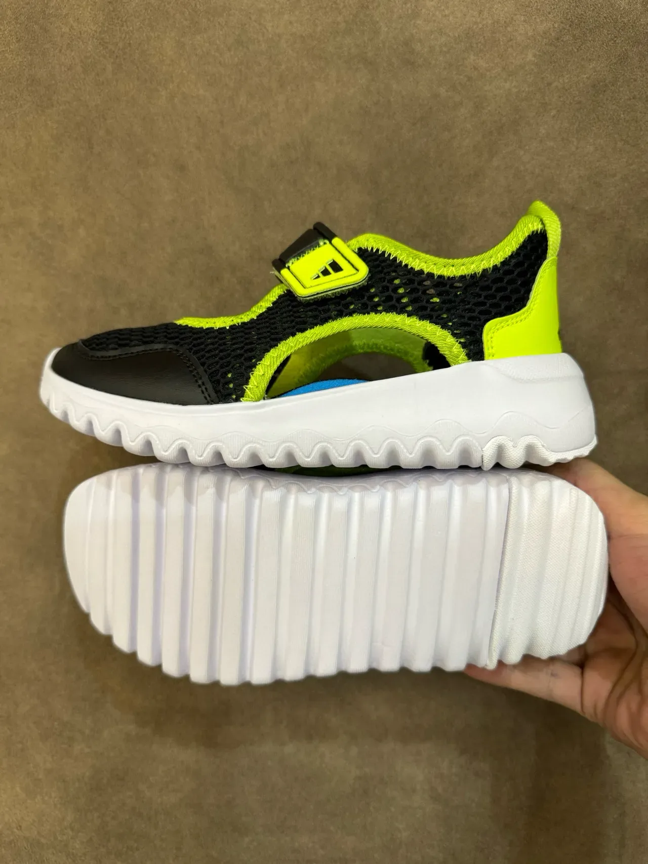 Adidas Kids Mesh Open-Toe Velcro Strap Lifestyle Sneakers 22