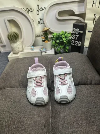 Adidas Kids White and Navy Velcro Strap Lifestyle Sneakers 9