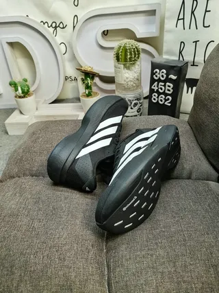 Adidas Lightstrike Pro White Black Running Shoes 16