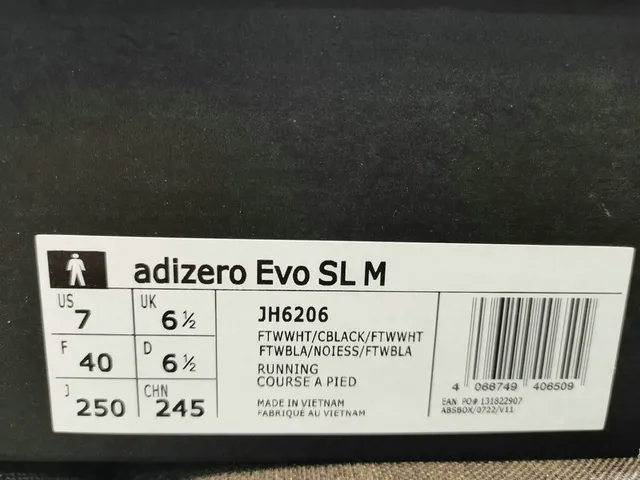 Adidas Lightstrike Pro White Black Running Shoes 22