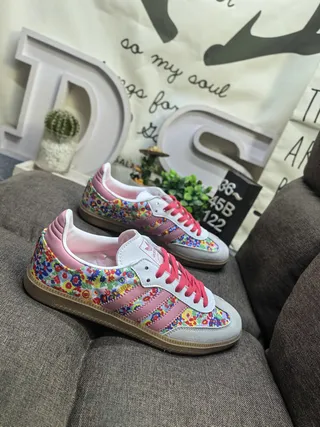 Adidas Multicolor Pink Floral-Print Textile Upper Accent Stripes And Laces Lifestyle Sneakers 9