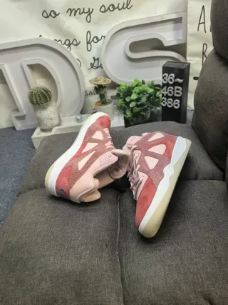 Adidas Pink Beige Layered Suede And Mesh Upper Triangular Perforated Side Panels Lifestyle Sneakers 6