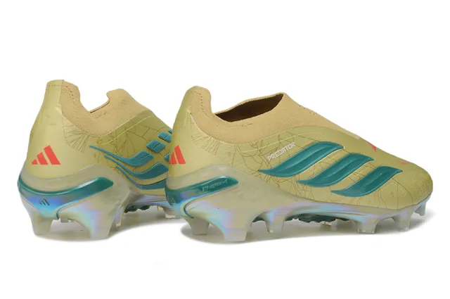 Adidas Predator Beige Azul Collar de Ajuste de Calcetín Talón Iridiscente Holográfico Suelo Firme Zapatillas de Fútbol 5