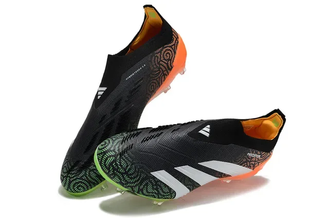 Adidas Predator Chaussures de football noir et orange col de chaussette upper synthétique à motif semelle pour terrain ferme 2