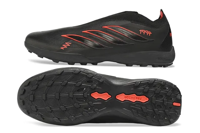 Adidas Predator Noir Rouge Coupe Basse Silhouette Caoutchouc Moldé Clous Chaussures de Football pour Pelouse 16
