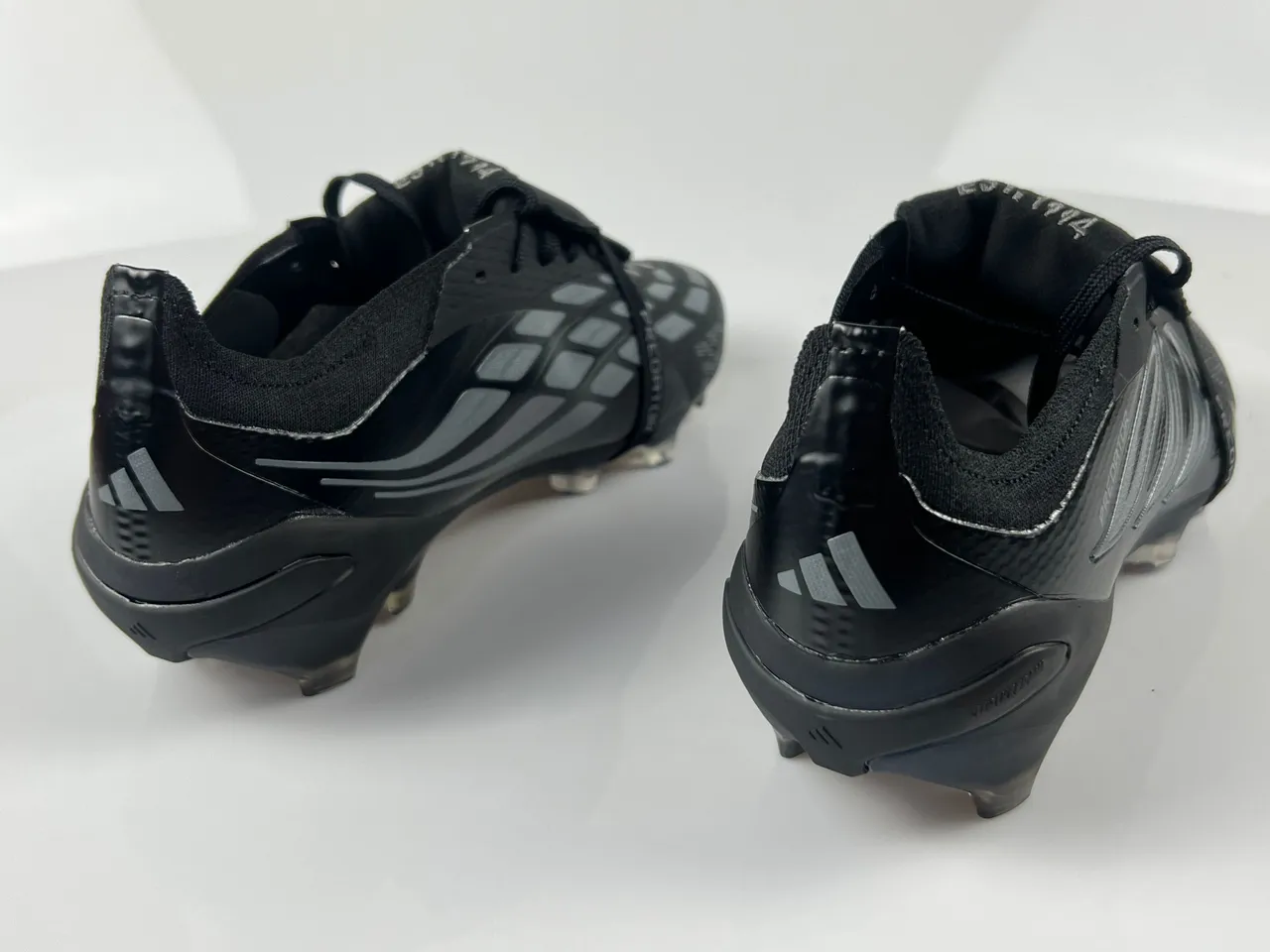 Adidas Predator Firm-Ground Soccer Shoes 11