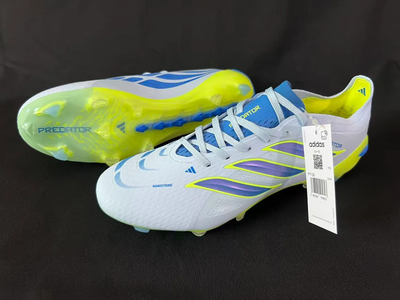 Adidas Predator Nanostrike 天然草地足球鞋 8