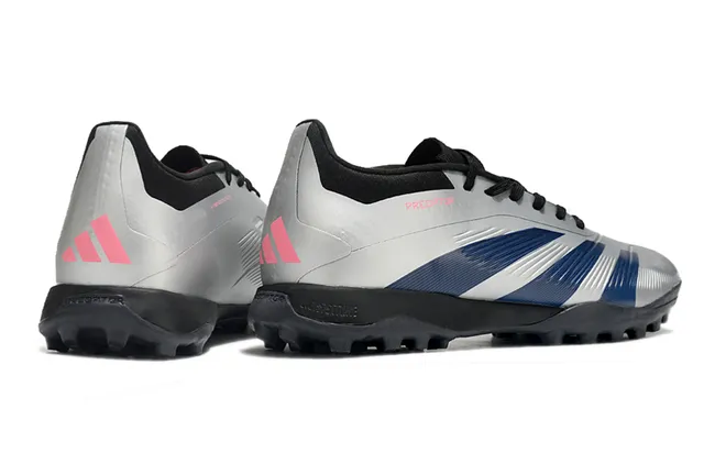 Adidas Predator Silver Navy Coupe basse Tige synthétique Trois bandes Chaussures de football Turf 5