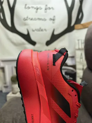 Adidas Red Black Knit Upper Sculpted Midsole Lifestyle Sneakers 3