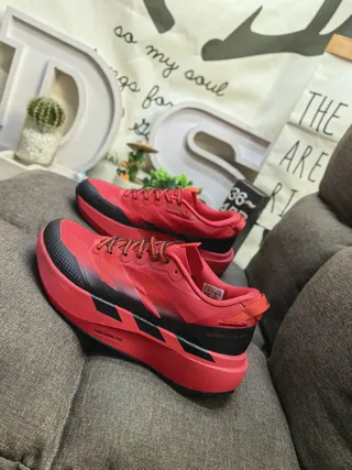 Adidas Red Black Low-Top Gradient Upper Running Shoes 7