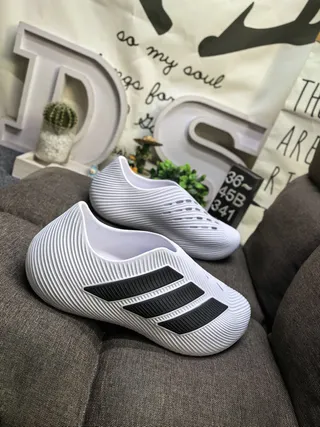 Adidas Red Slip-On Molded Rubber Clogs 9