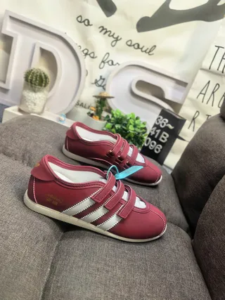 Adidas Red White Laceless Dual Velcro Straps Lifestyle Sneakers 9