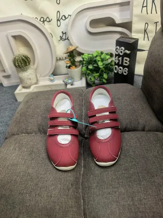 Adidas Red White Laceless Dual Velcro Straps Lifestyle Sneakers 10