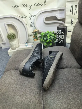 Adidas Samba 黑金 低帮 真皮鞋面 生活休闲鞋 6