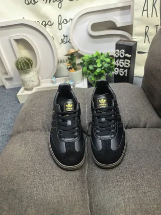 Adidas Samba 黑金 低帮 真皮鞋面 生活休闲鞋 10